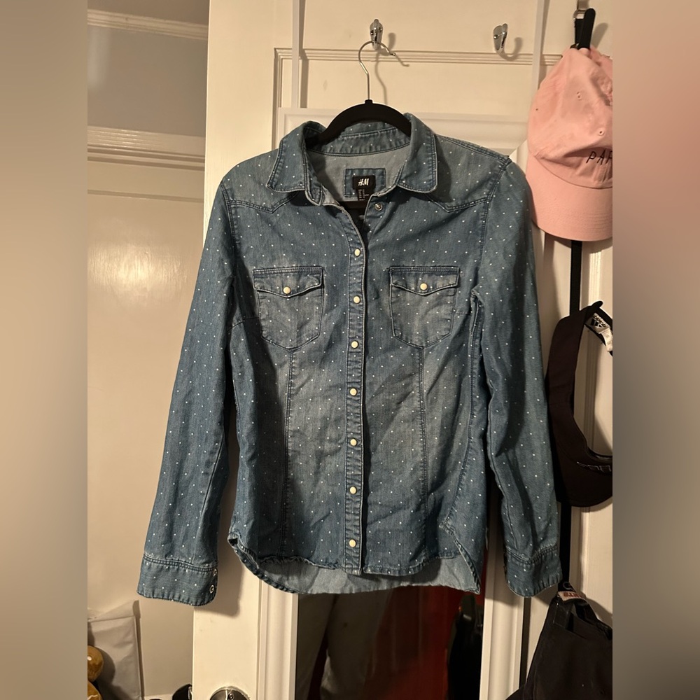 H&M Light Denim Polka Dots Long Sleeve Button Down Shirt Women’s 12 Large